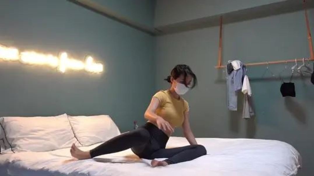 ⁣Practicing yoga to improve posture